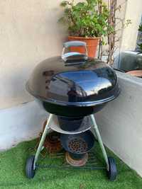 Churrasqueira-Grelhador-Barbecue carvão Compact Weber Kettle 57cm