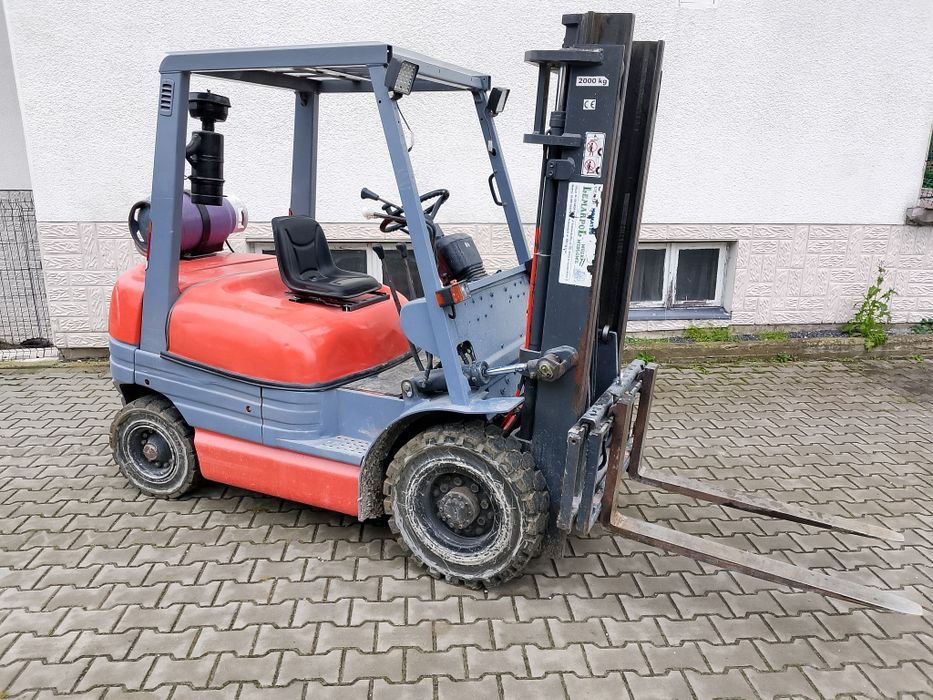 Wózek widłowy toyota 6FGL25 po serwisie super stan widlak podnośnik
