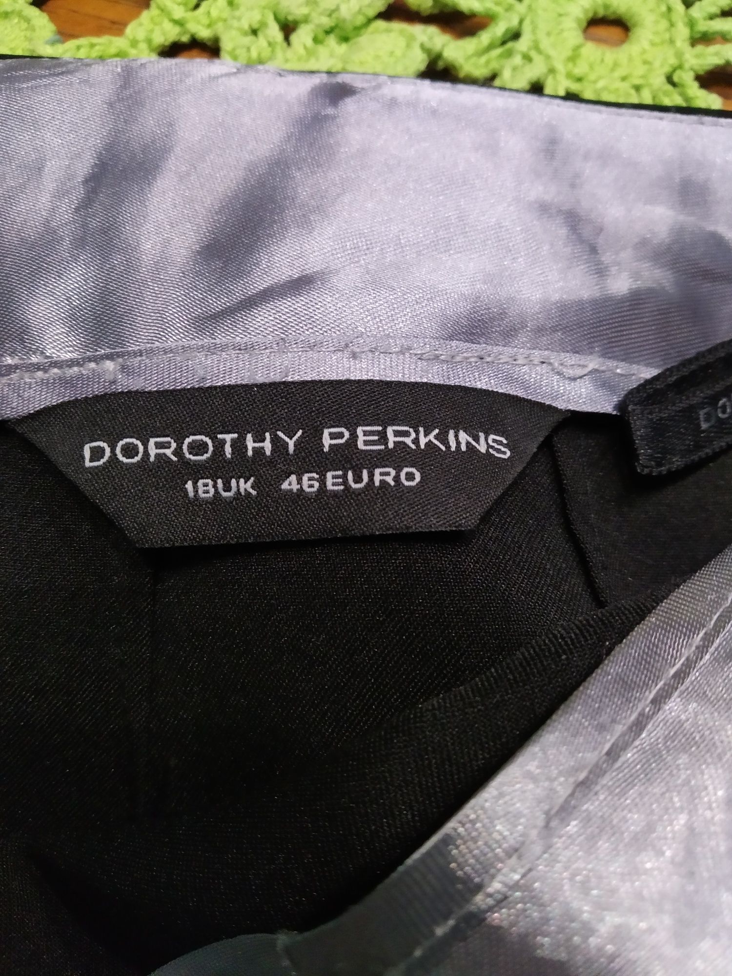 Spódniczka Dorothy Perkins 46