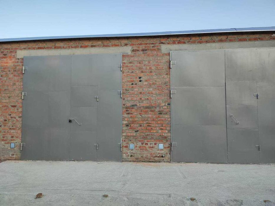 Здається великий гараж! Під бізнес