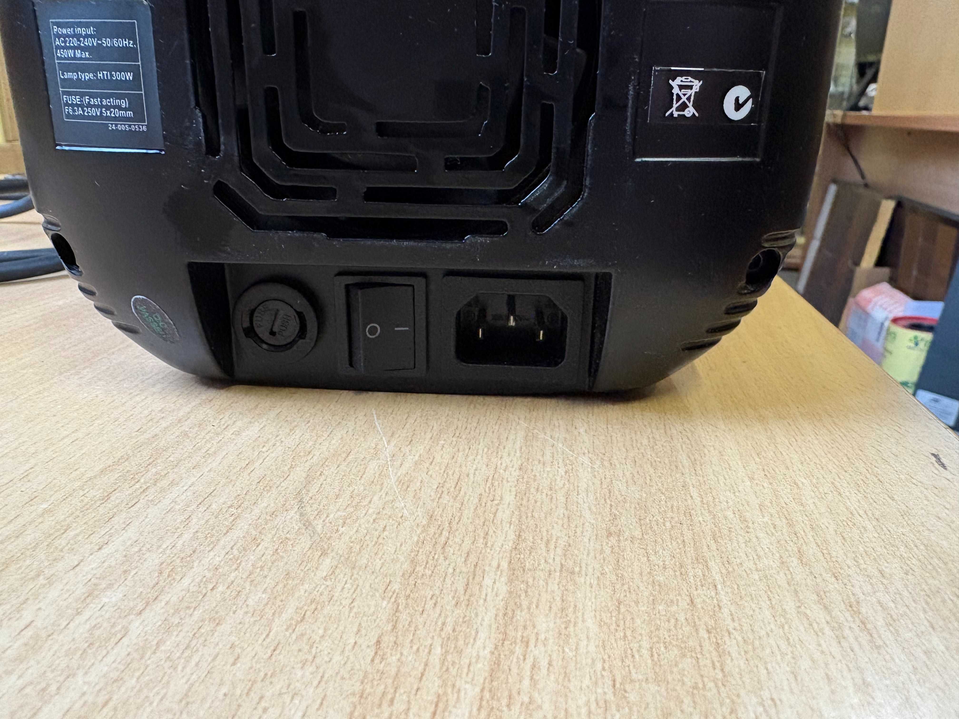 Showtec Image Spot HTI300 Projektor reklamowy logo