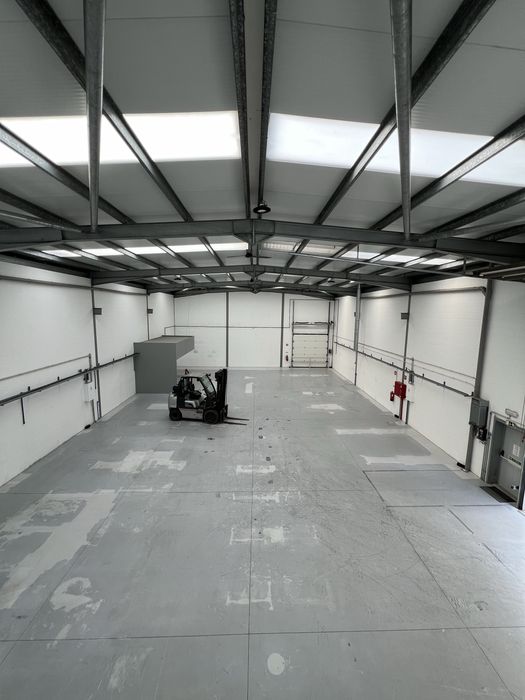 Pavilhão com 700m2