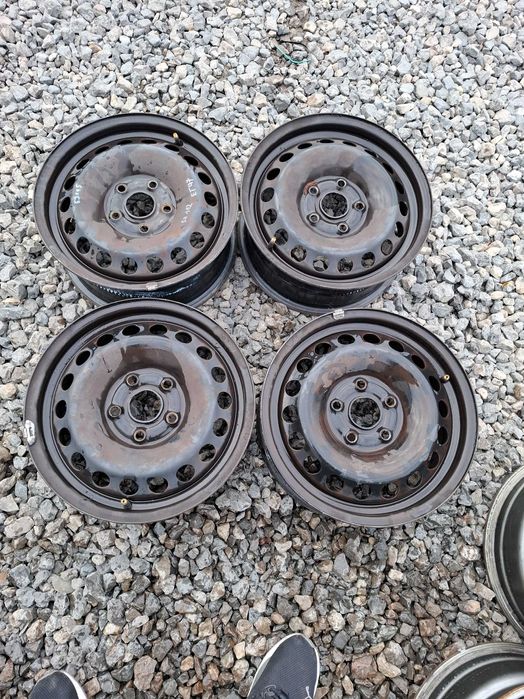 Felgi stalowe VW Golf V Touran Octavia II  15" 5x112  ET47 6Jx15