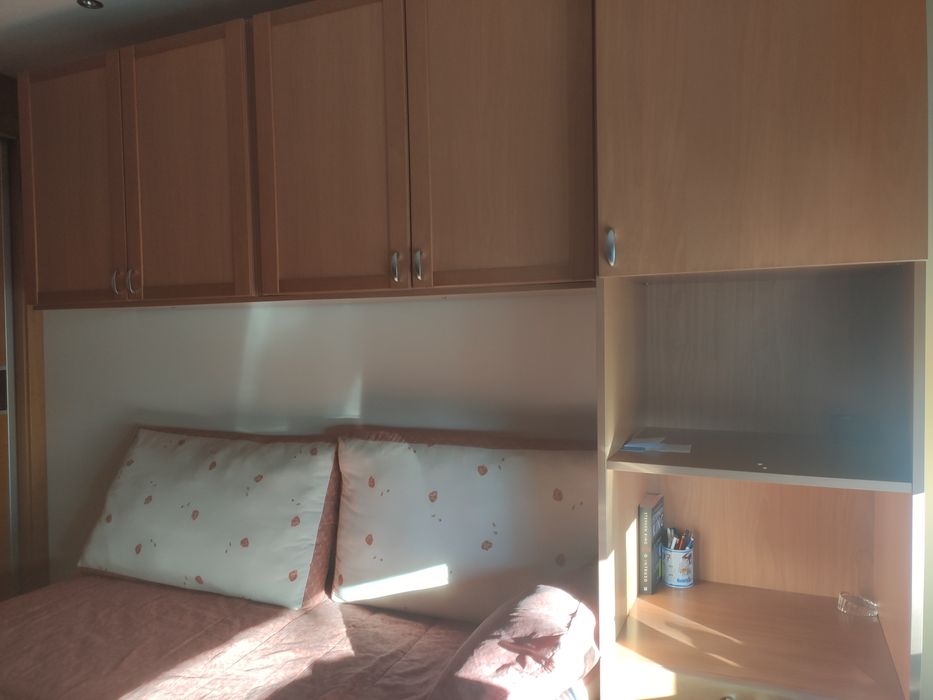 Quarto juvenil ótimo