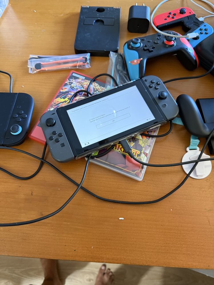 Nintendo switch com capa de transporte pelicula cartao de memoria