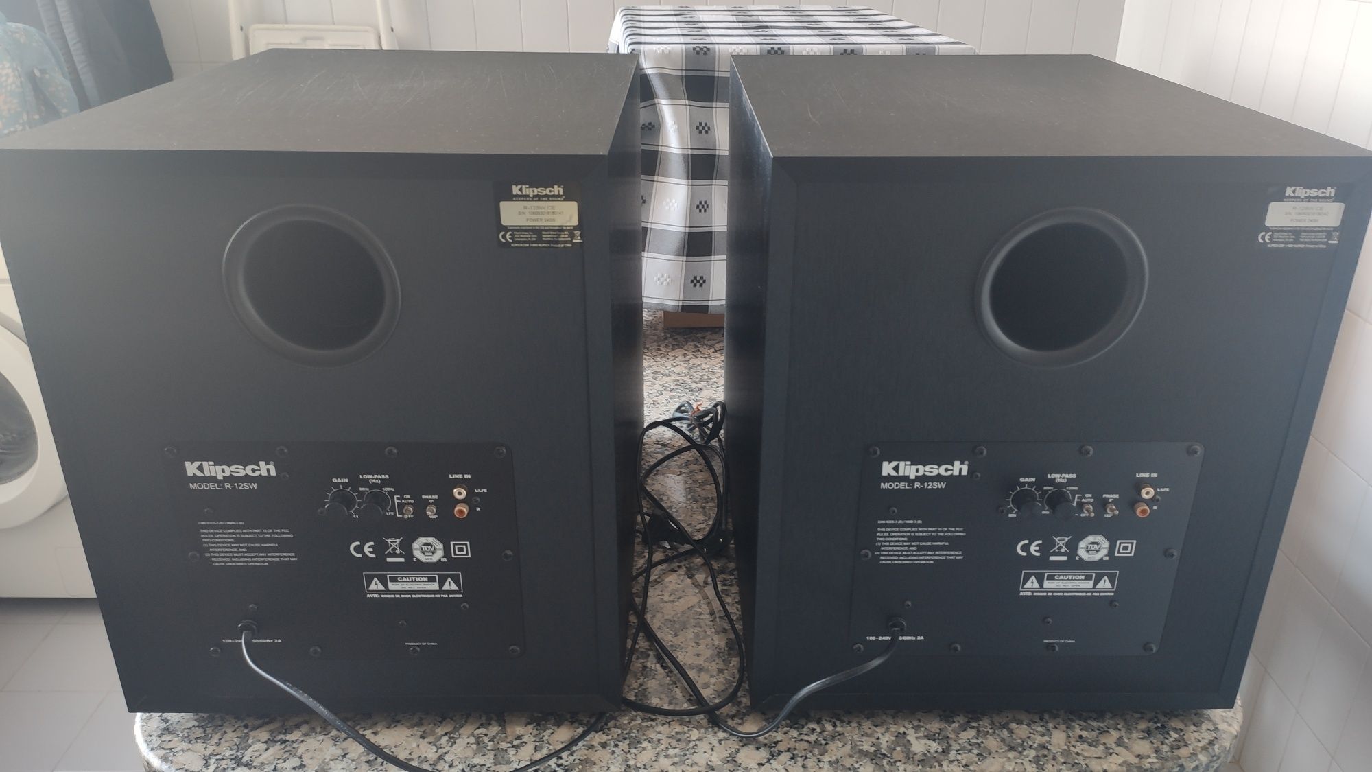 Subwoofers Klipsch R12SW