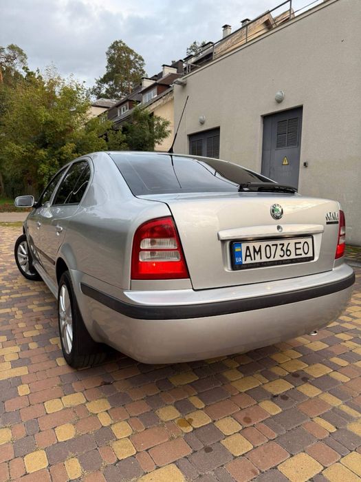 Продам автомобіль Skoda Octavia 2008