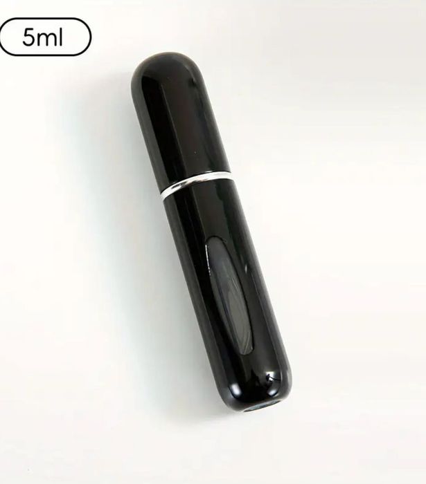 Czarny atomizer do perfum 5 ml