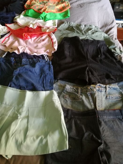 Lote de roupa feminina