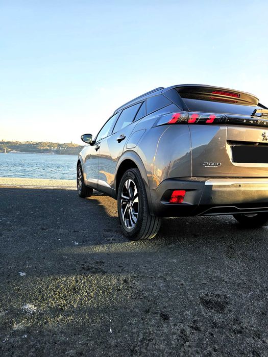 Peugeot 2008 ALLURE BlueHDi