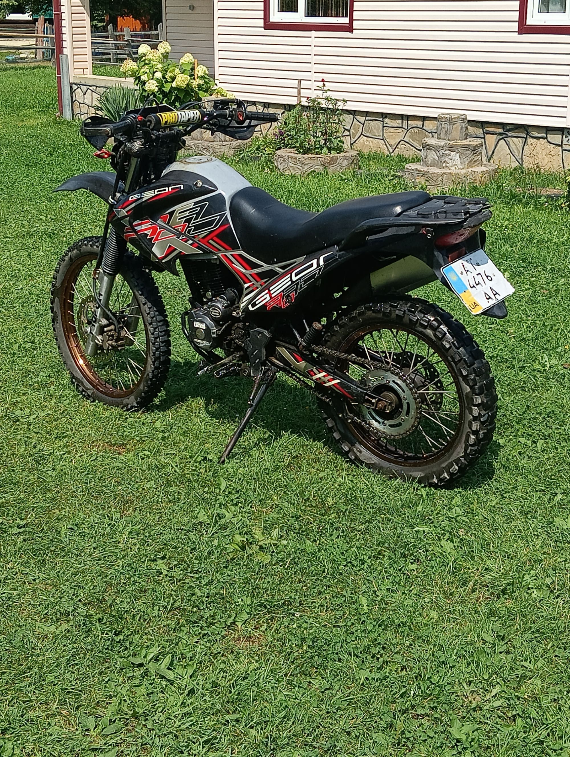 Geon x-road 200 на повному ходу