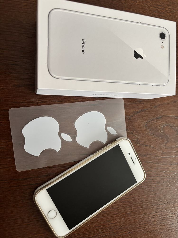 Iphone 8 stan idealny !