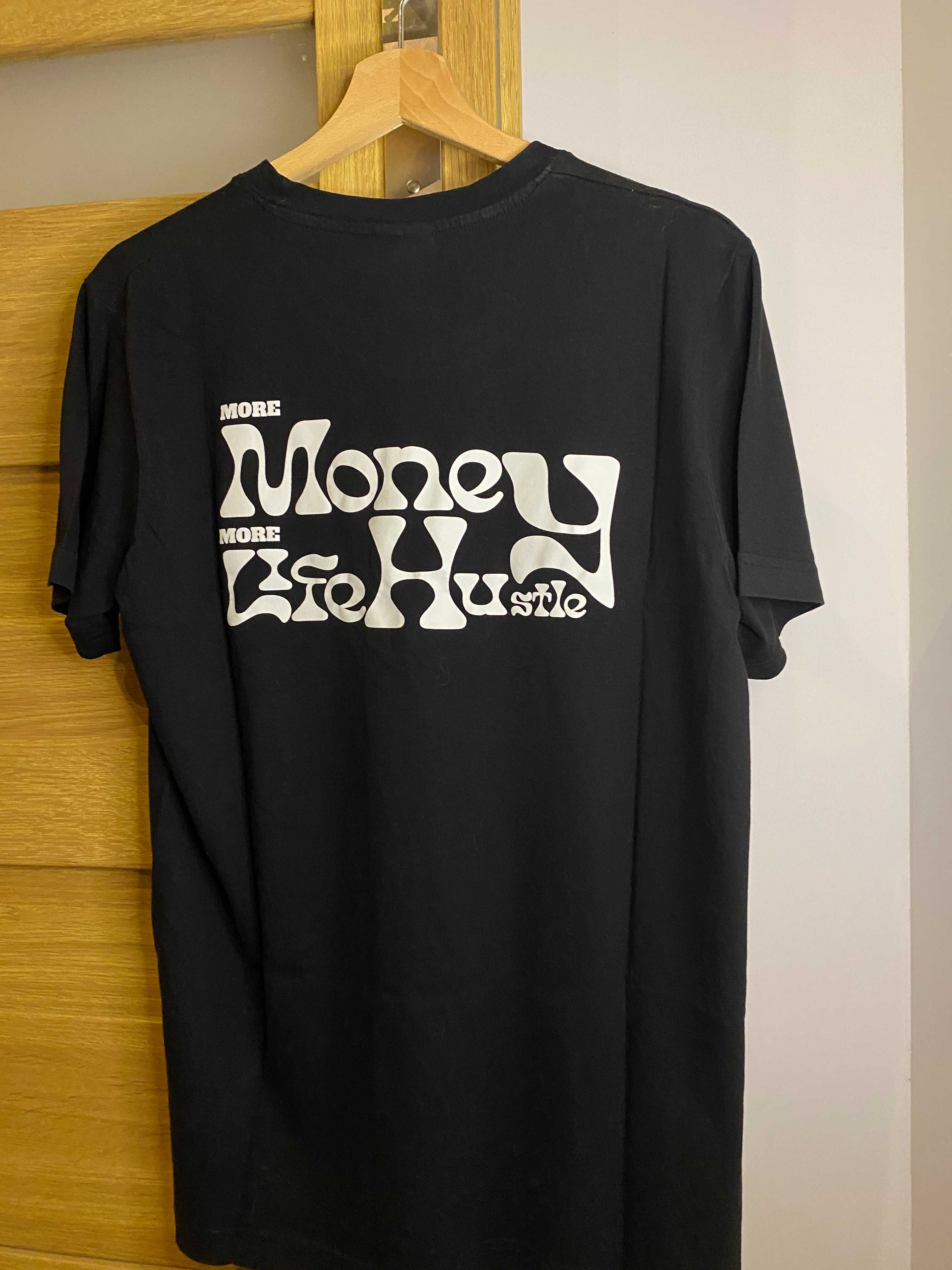 Męska Czarna Koszulka Hustler More Money More Life Hustle