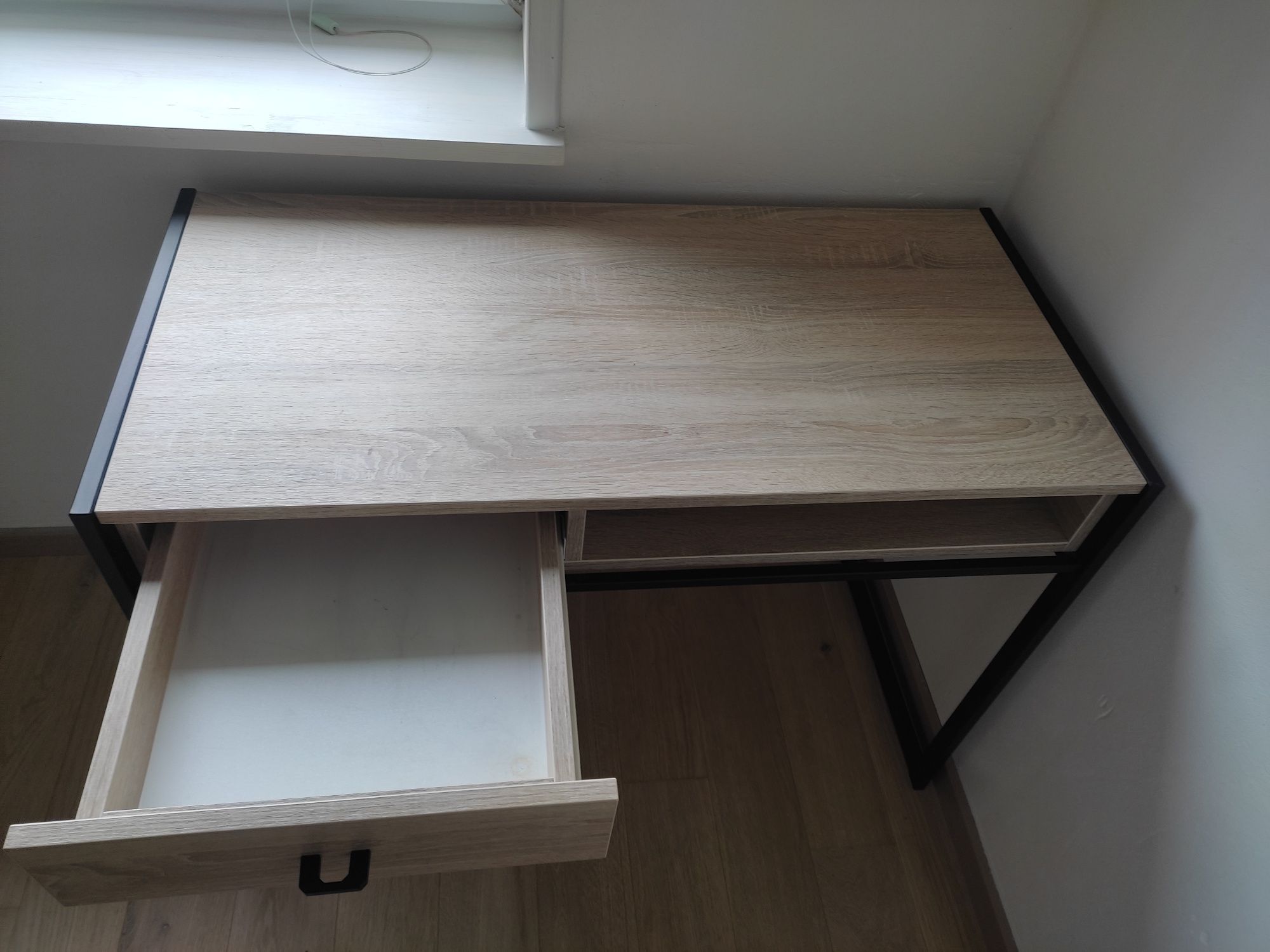 Loftowe biurko z półką i szufladą Orinoko