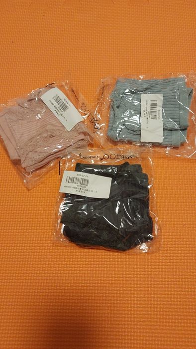 Majtki nowe 3 pary rozm S XS