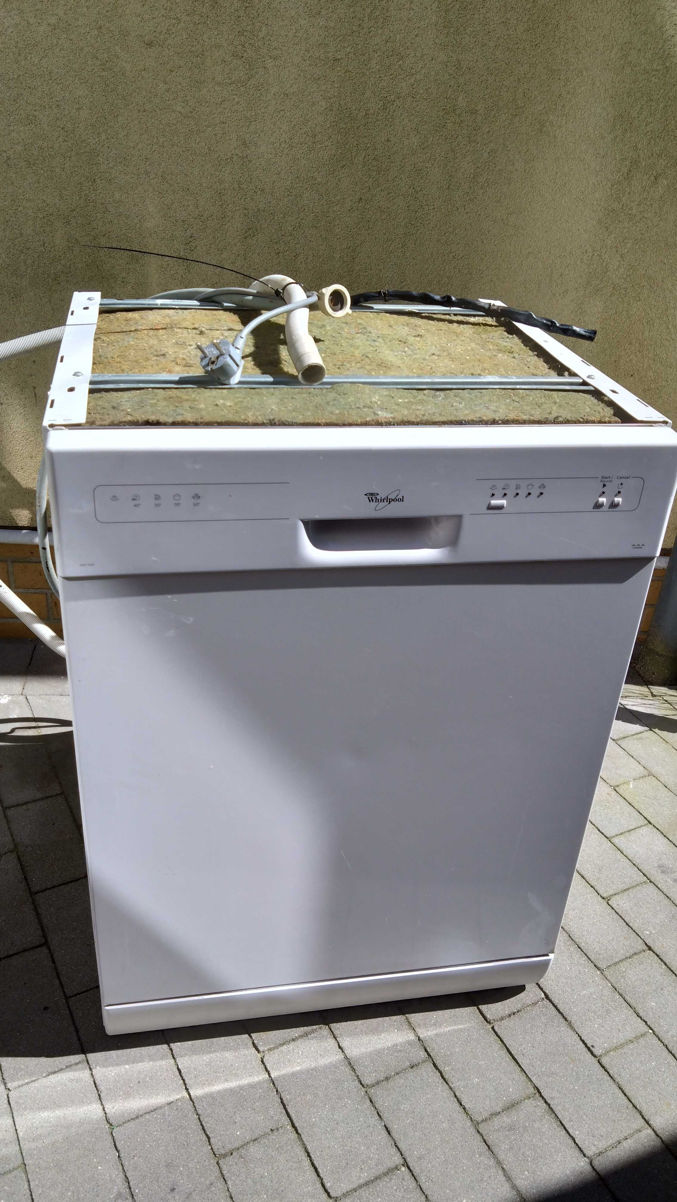 Zmywarka Whirlpool ADP 2300 biała wolnostojąca