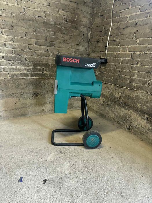 Sprzedam rozdrabniacz elektryczny Bosh 2200 axt