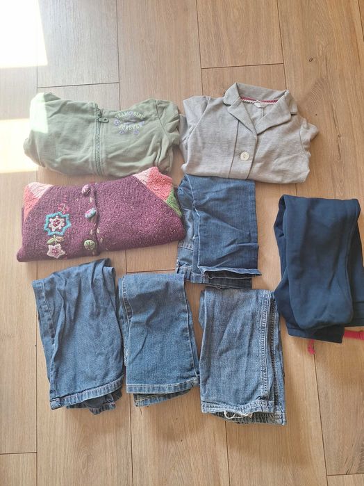 Ubranka dla dziewczynki od 92 do 104