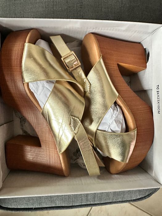 Okazja stylowe buty sandałki na grubej podeszwie