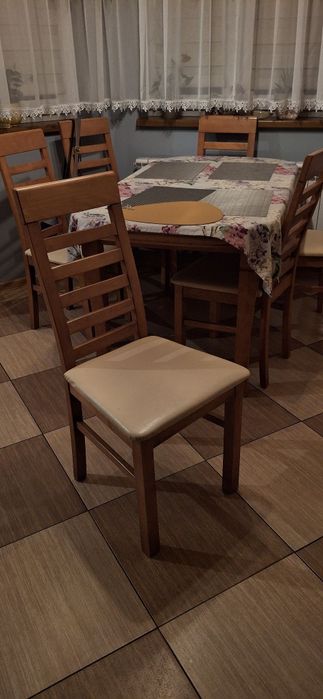 Sprzedam krzesła