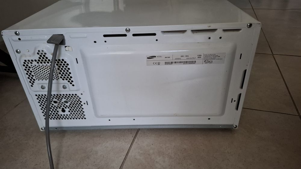 Микроволновка самсунг MW73BR