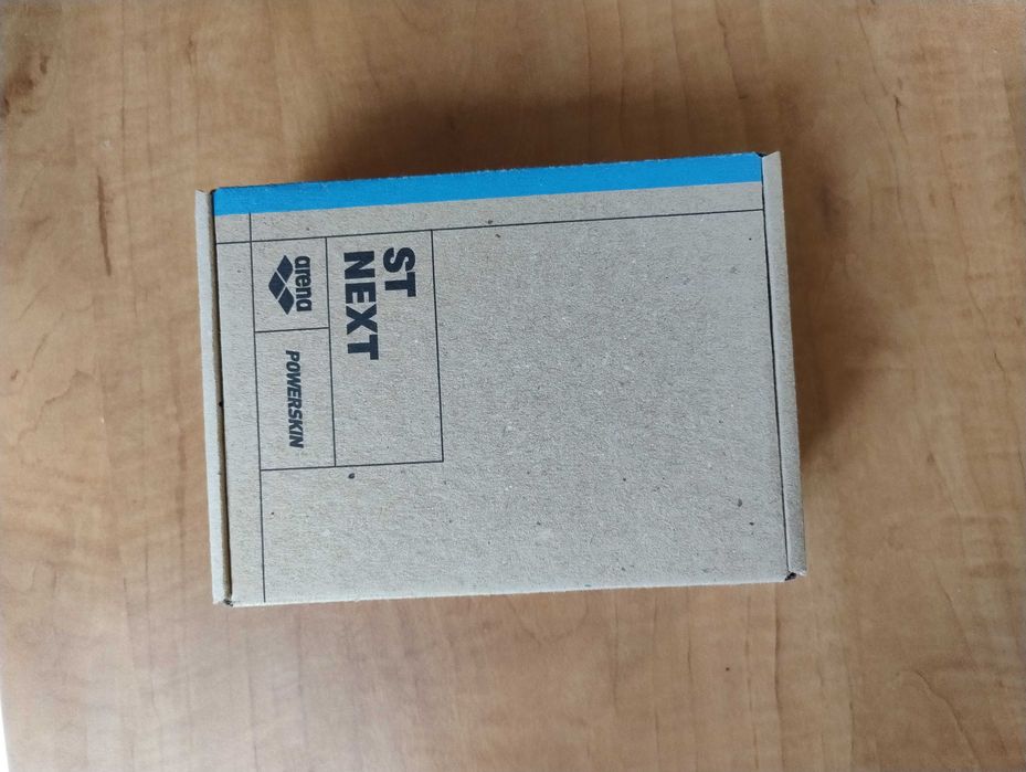 Skóra pływacka Arena Power Skin Next ST  Rozmiar UK 22   Zielona