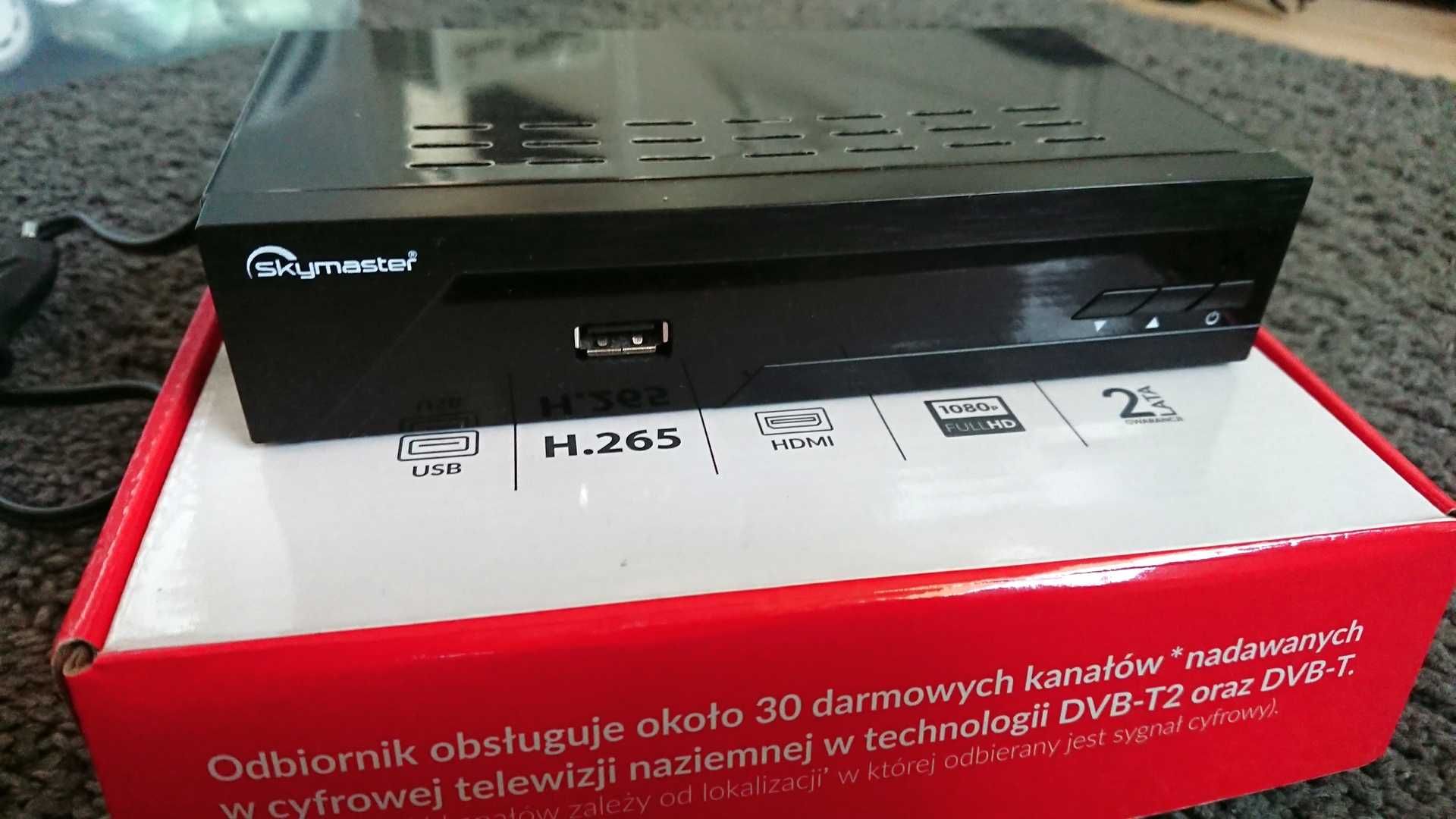 Tuner DVB T2 Skymaster STB M265 - cały zestaw