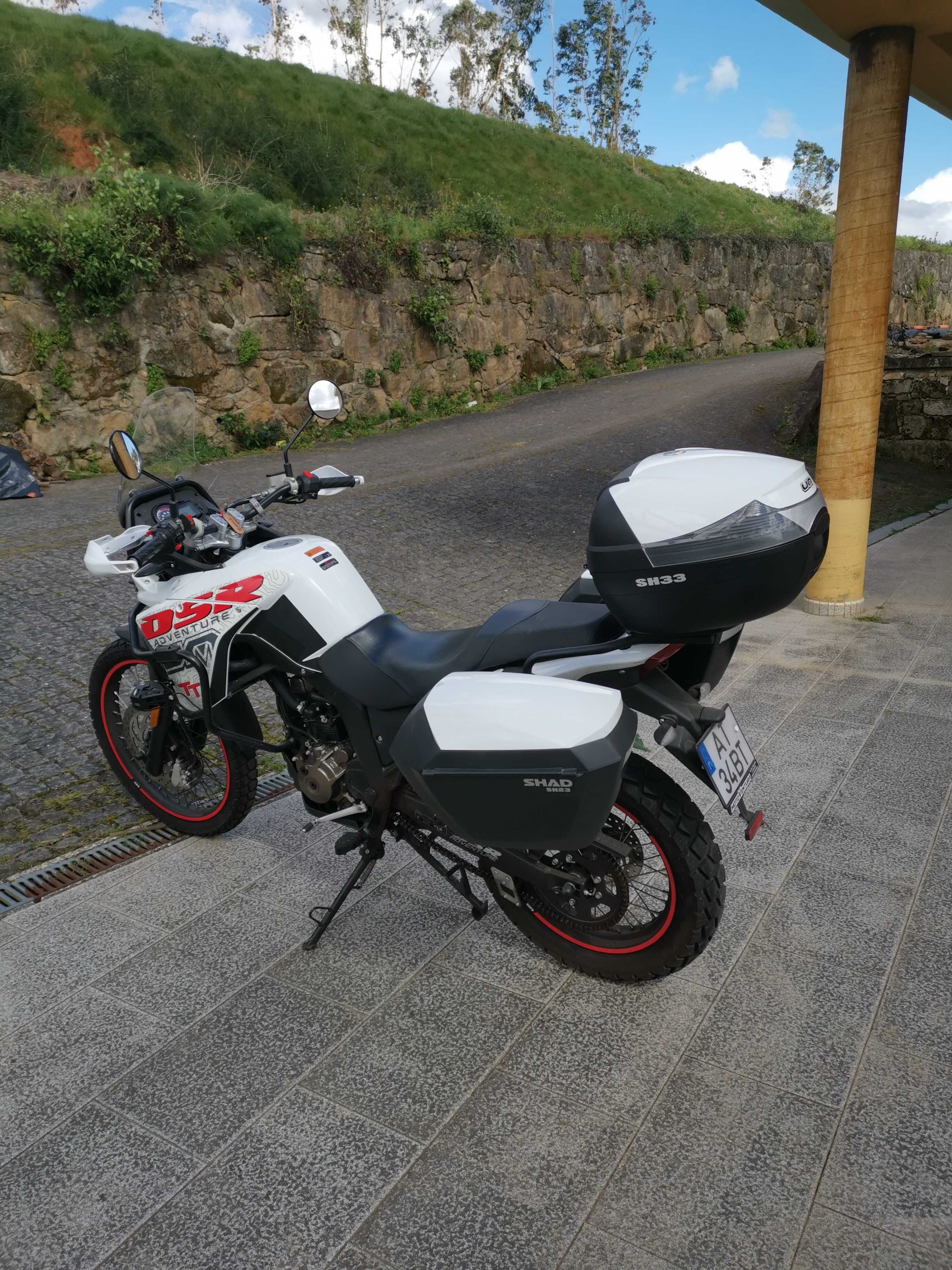 Vendo Mota UM Adventure