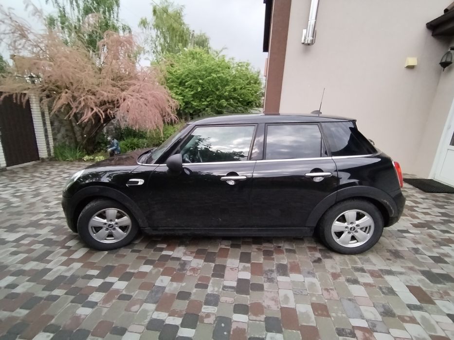 Mini cooper D 1.5 tdi  170тис. 2015 рік. 11000₴