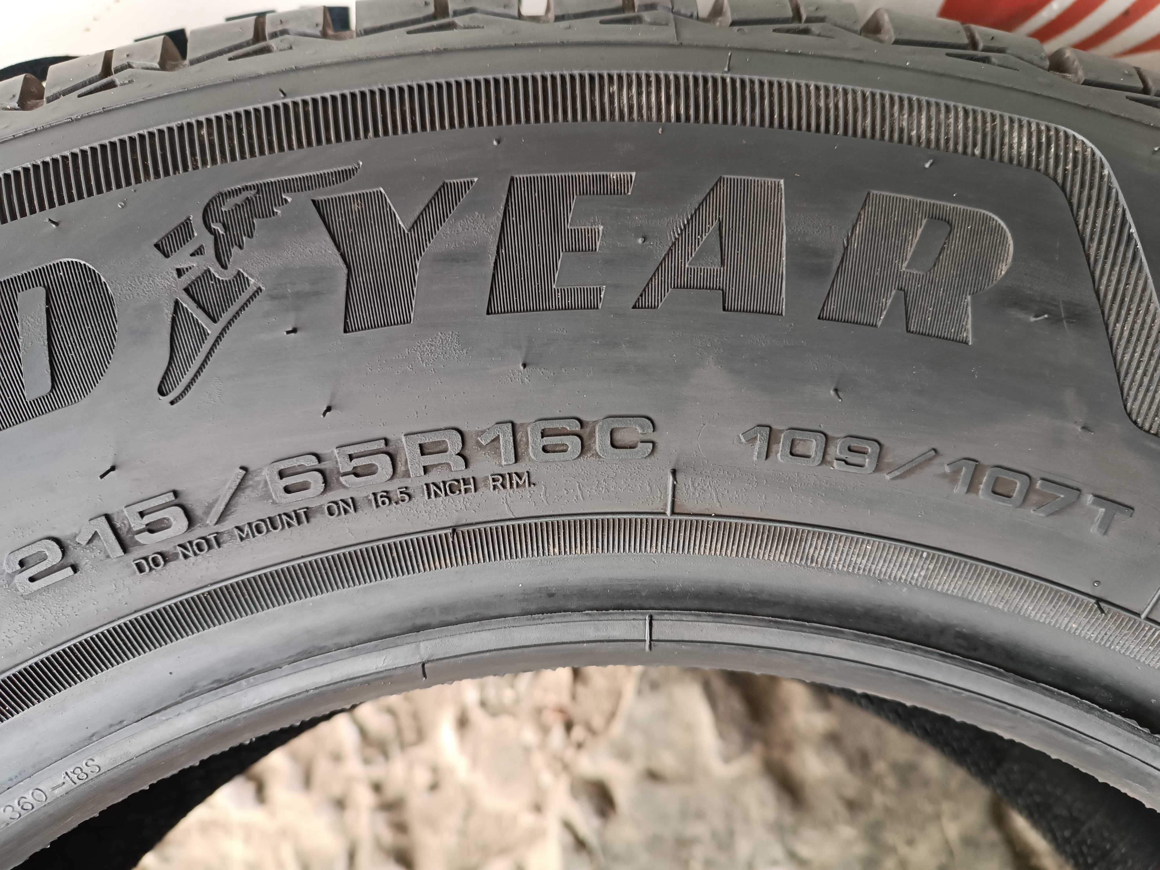 Літні шини 215/65 R16C Goodyear vector 4seasons cargo 23,24рік