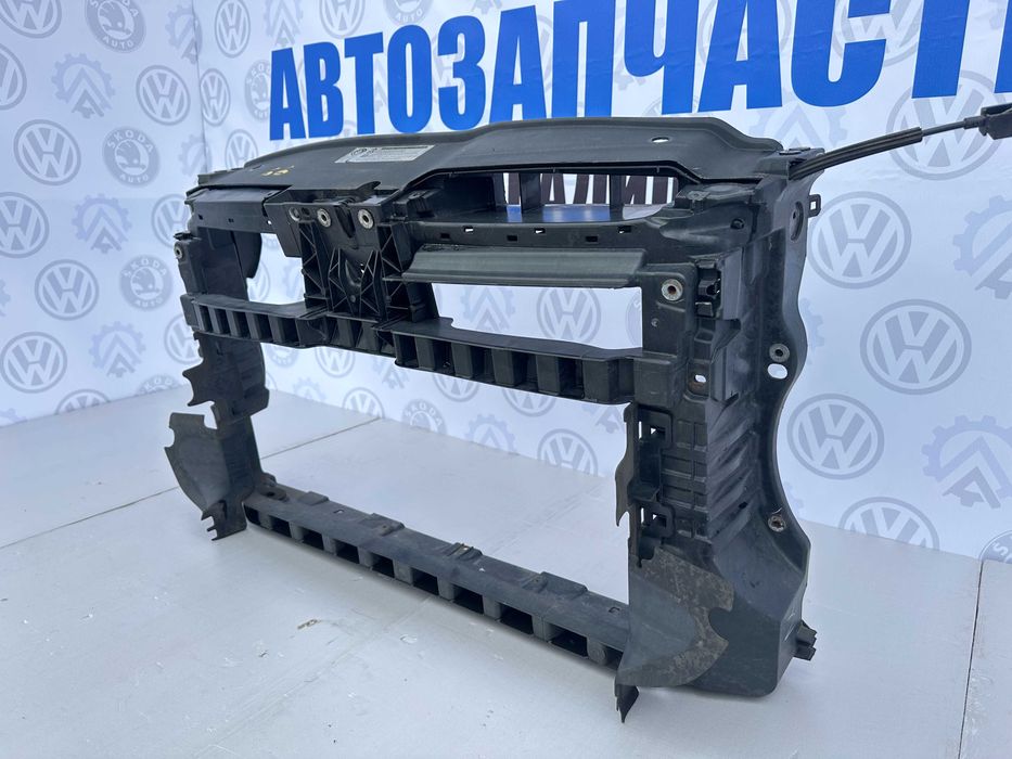 Передня панель Гольф 6 телевізор, установочна панель Golf 6 кронштейни