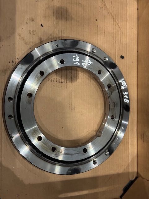 Łożysko do stołu obrotowego 318 mm