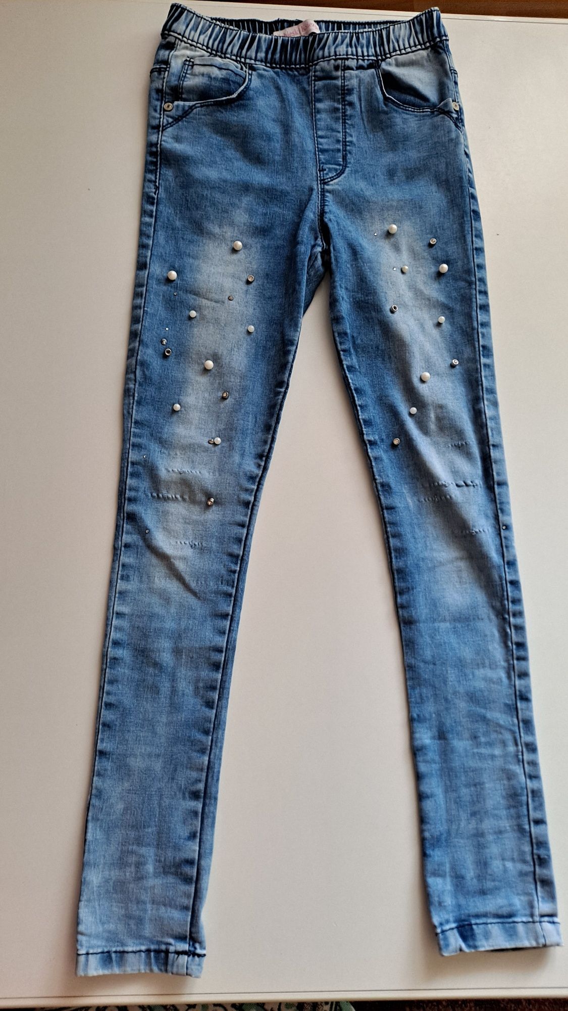 Spodnie jeans dziewczęce r.134