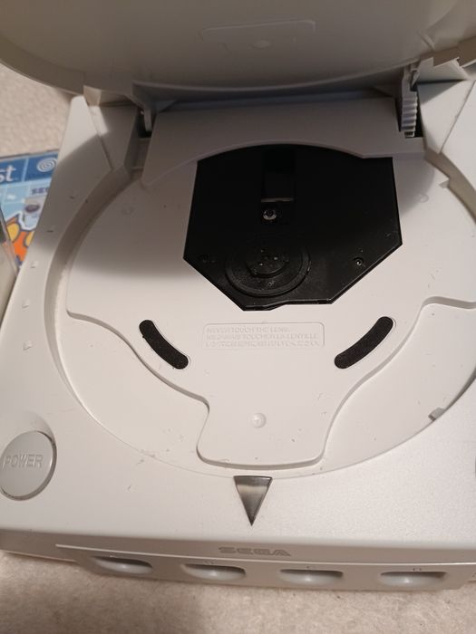 Konsola sega dreamcast 2 pady karta pamięci 50 gier