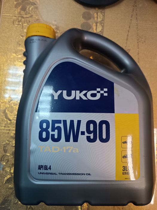 Олива трансмісіонна Yuko Taд-17а GL-4 85W-90 (3л)