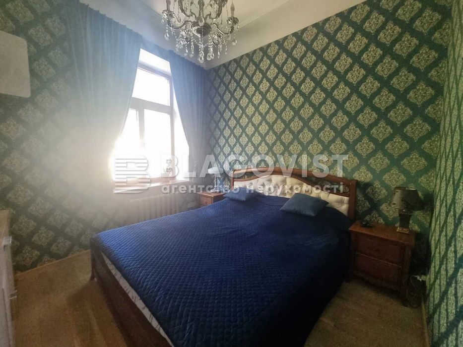 Михайлівська, 21