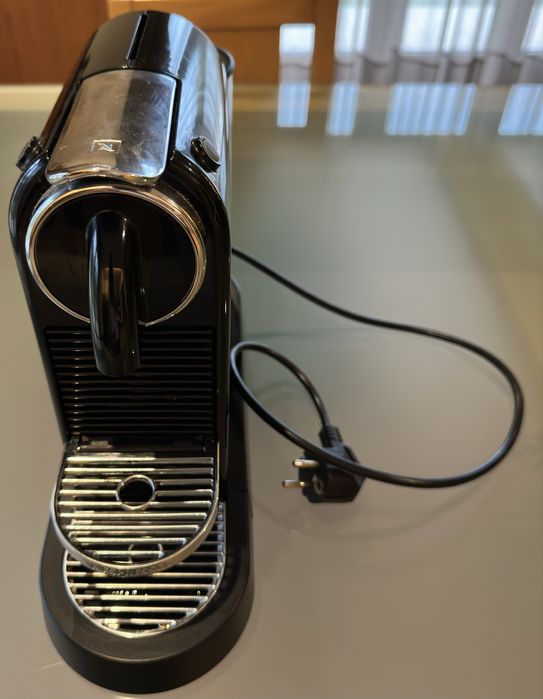 Máquina de Café Nespresso CitiZ Limousine Black