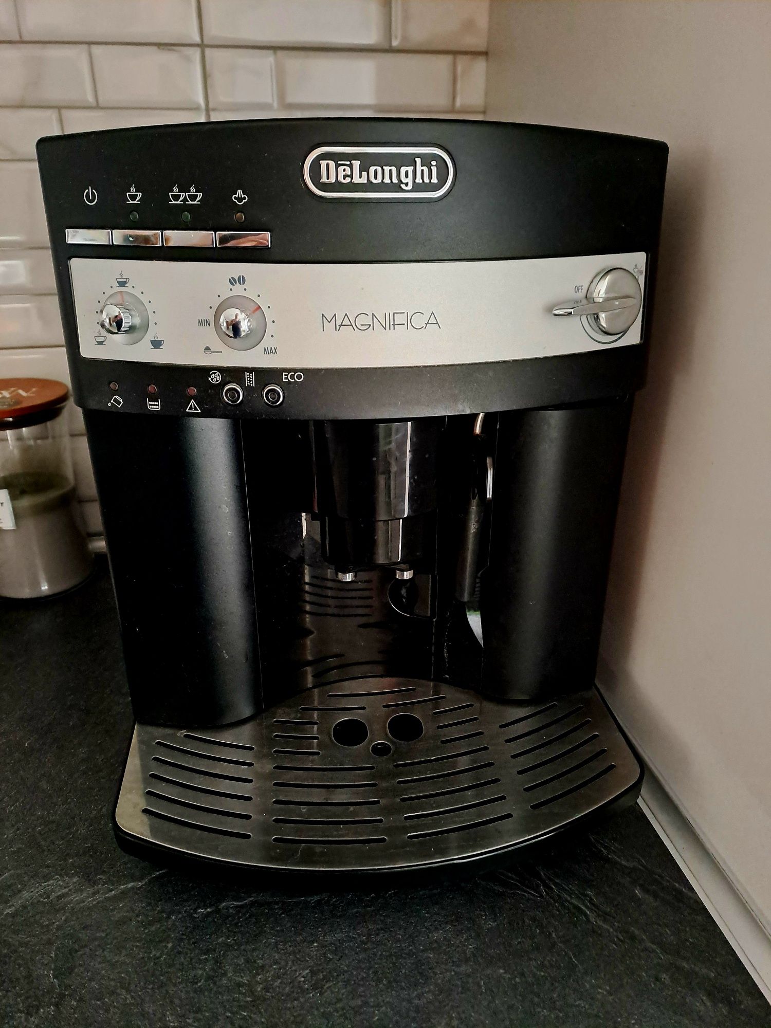 Delonghi esam3000