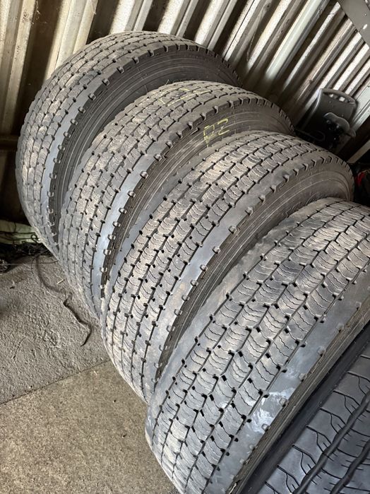 Opony Michelin X Coach Remix