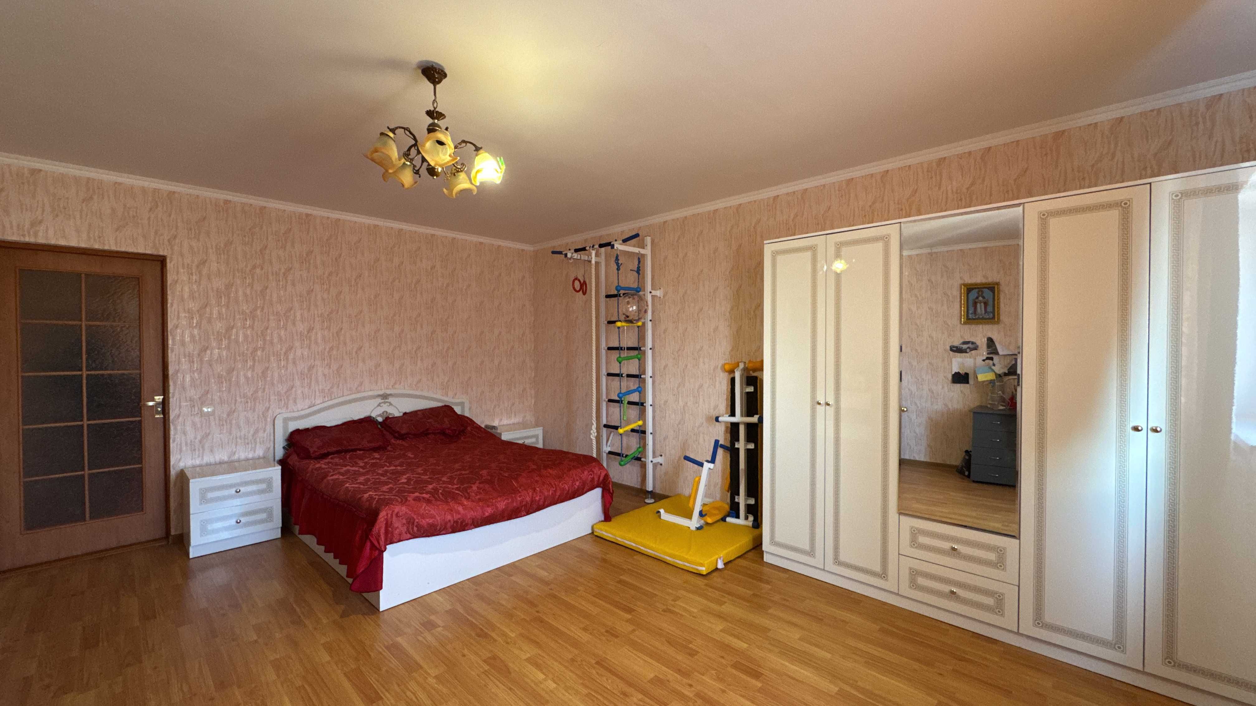 Продається будинок 173 м² у передмісті Житомира