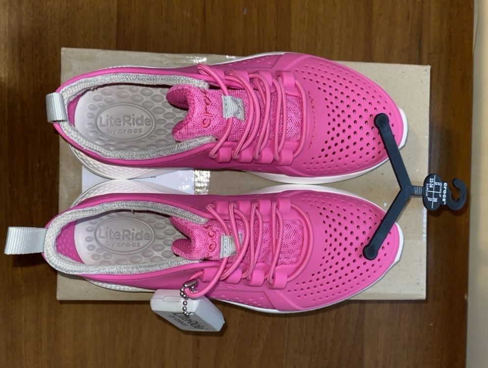 Crocs Kids' LiteRide Pacer Pink/White - Кроксы кроссовки для девочки