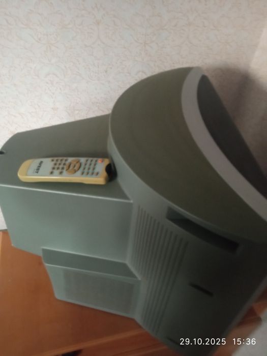 Телевізор RAINFORD.