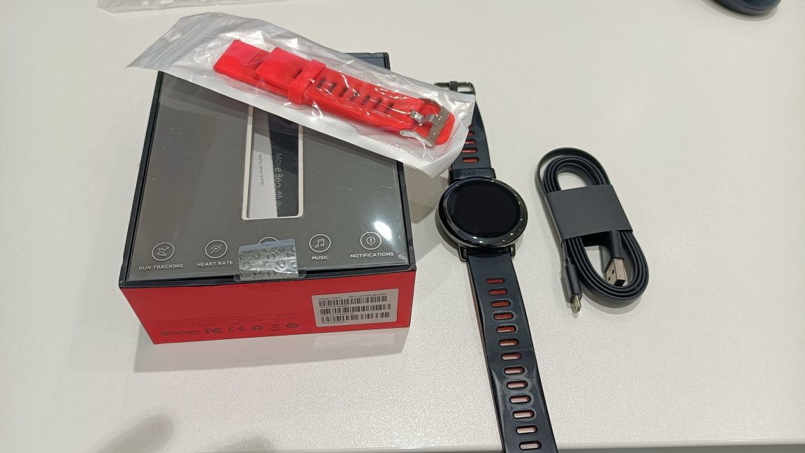 Часы Amazfit Pace