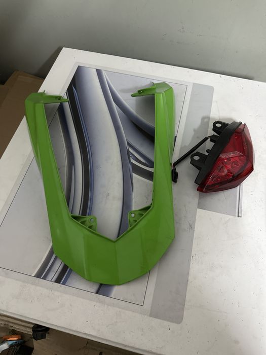 Nakładka zadupek Ogon kawasaki Z1000 SX Lampa