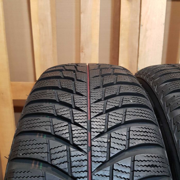 Bridgestone Blizzak LM001 205/60/16 6.7мм Шини Зимові (2шт) з Європи
