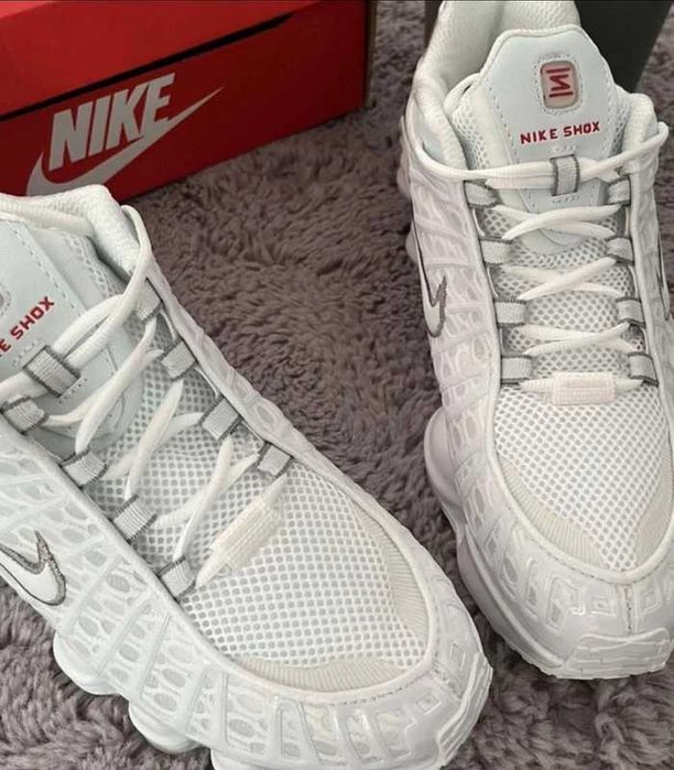 Buty Trampk Nike Show TL White R.43