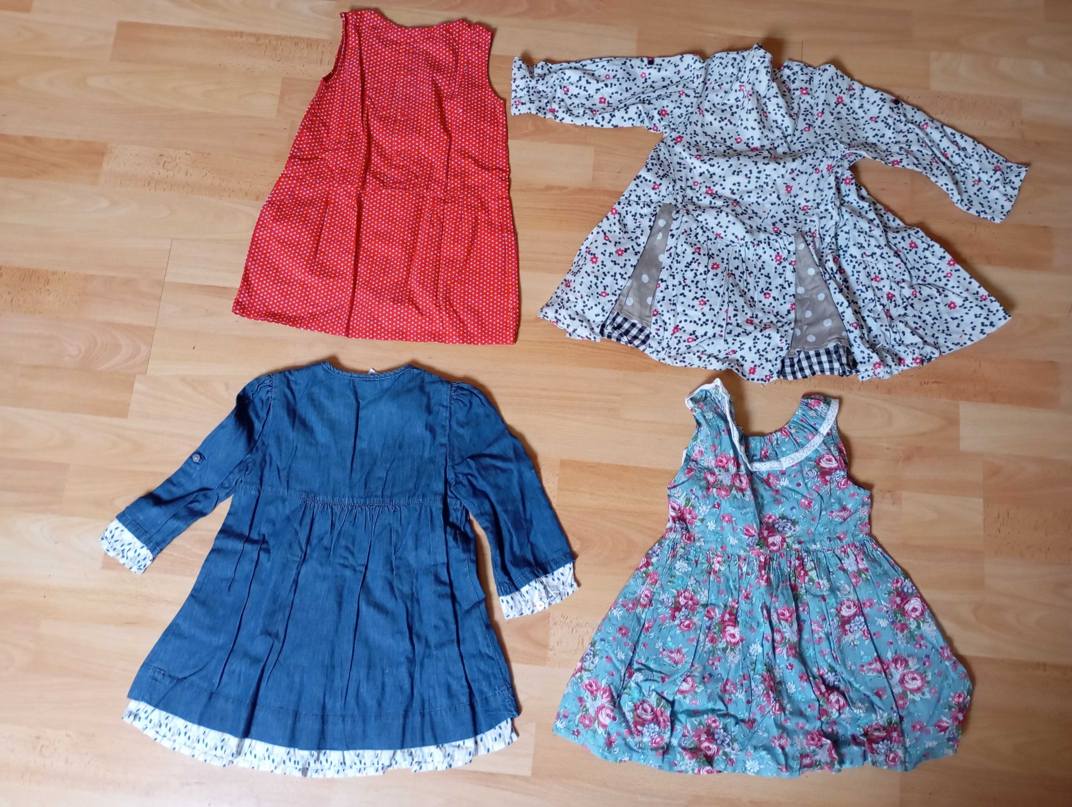 4 vestidos de criança