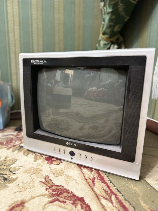 Телевізор AKITA 14AK44