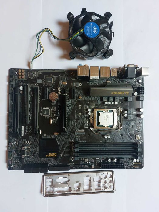 Płyta główna Gigabyte GA-B250-HD3P z procesorem intel i5 do negocjacji