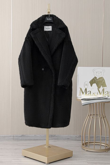 Продам Шубу Max Mara ( альпака)